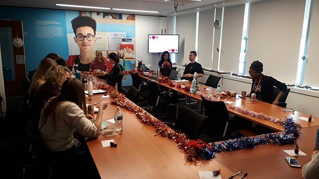 gradunique's tweet photo. Here’s Rani running Quizmas, a quiz to spread awareness about the BHFs Christmas campaign! Rani project managed and delivered this to various internal teams across the BHF https://t.co/sx7yqRuJMj