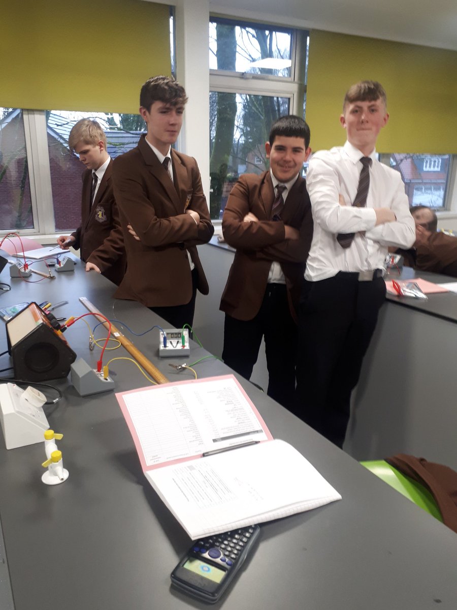 tsc_science's tweet image. Year 10 investigating the resistance of a wire #requiredpractical