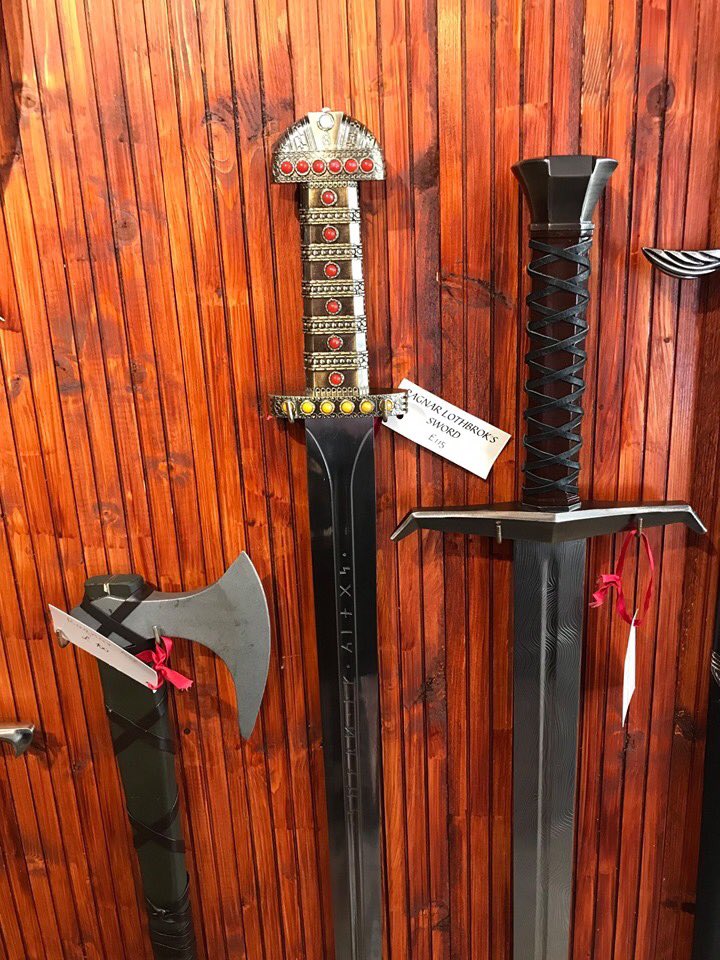  Ragnar Lothbrok Sword & Axe Vikings Sword of Kings