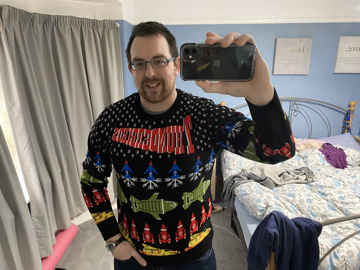 Daedalusx12's tweet photo. @ImJamieAnderson @GerryAndersonTV #fabxmas ! Even wearing my thunderbirds watch !! Love it ! Can’t wait for the hat ! https://t.co/sZ7vCFkd2i