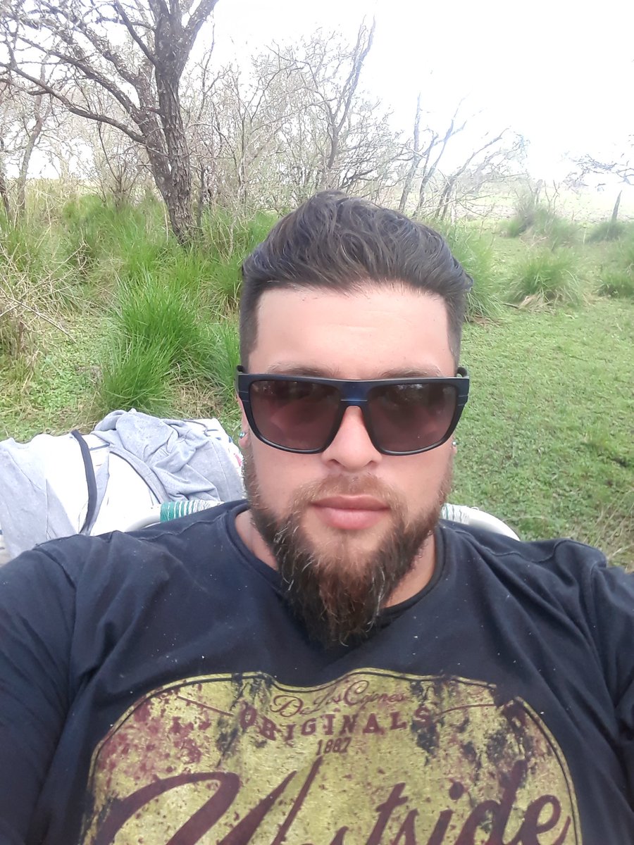 alescapri's tweet image. 