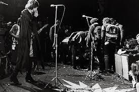 dvesean's tweet image. The Grateful Dead suggested (for $500 worth of beer) The Hells Angels for security at Altamont 1969, a free concert near San Francisco, starring The Rolling Stones. Santana, CSN&amp;amp;Y, Jeff. Airplane, Gram Parsons/Flying Burritos too. 1 murder, 3 accidental deaths. 50 yrs ago today.