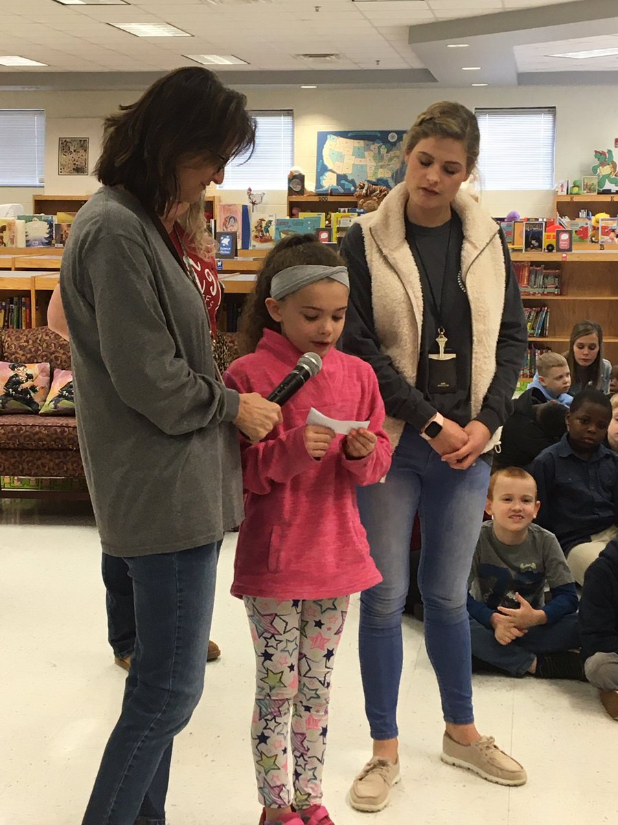 hatcher1st's tweet photo. We learned so much more about the mayor and his job during his visit with 2nd grade today. So appreciative of his time with us. We are proud of our students who bravely asked questions and listen well today.  #BeDohavegive. @Hasty_Huskies @ https://t.co/9BEULatghR