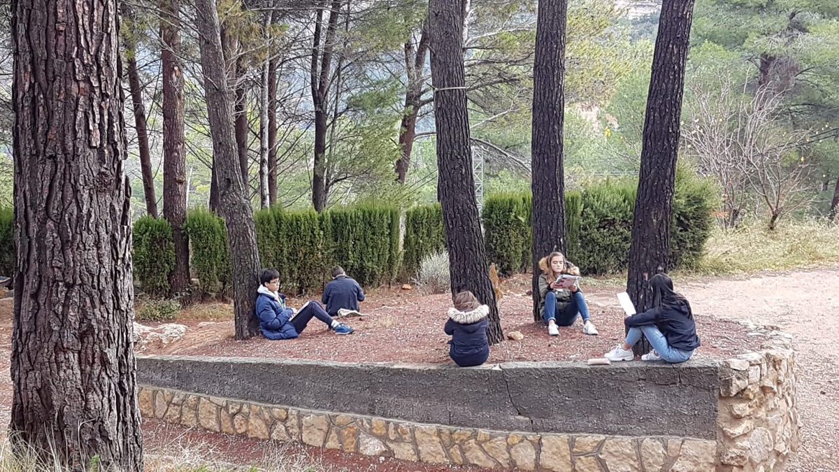 madrealberta's tweet photo. MiniLlar de FOC 2019: aprendiendo a ser más y mejor!
#somosluz #somosfoc #tumeimportas #madrealberta @pmariaes https://t.co/85NjHSdXW4