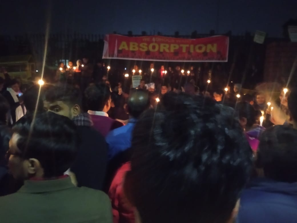 akshuakr's tweet image. #onetimeregulation4AbsorptionofDUADHOC
#DUadhocABSORPTION
#OneTimeRegulationForAbsorption
#OnlyAbsorption 
#ABSORPTIONof6500_DUadhocs
 @DrRPNishank @ArvindKejriwal @PMOIndia @VPSecretariat @Delhi_U
@MHRD @ndtv @ndtvindia @aajtak @IndiaToday @ABPNews