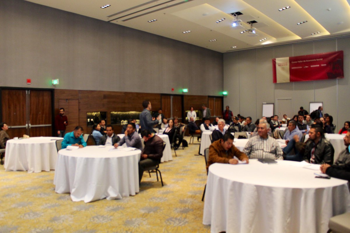 INAESMx's tweet photo. Tercer día de actividades del Taller #EconomiaSocial Formación de Formadores.
Impartido por personal del @INAESMx a miembros de la red #SENACATRI DEL @incarural https://t.co/SCT3P0cw8m