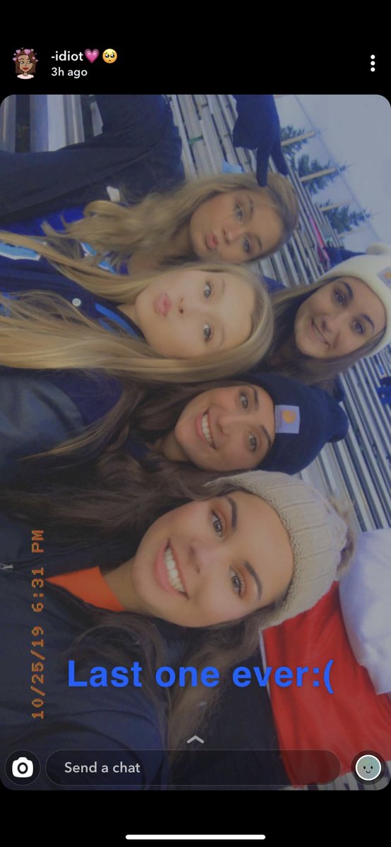 AbbyKuczmarski's tweet photo. happy 18th kait!!! 💜 hope you have the best day,, can’t wait to celebrate 🥳 love you foreva💕💋     @kaitbor https://t.co/nvZ5RPFGBg