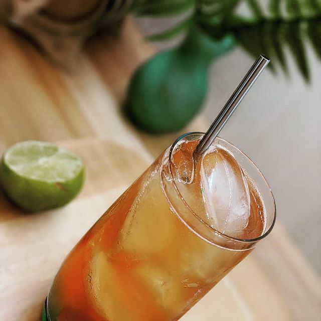 Better_Cocktail's tweet photo. I picked up a sample of @hellacocktailco Bitters and Soda at @pdxcw and added @plantation.rum OFTD, lime, and passion syrup to make this dry drink. #homebartender #homebar #cocktails #craftcocktails #rum #drinkstagram #cocktailporn #imbibegram https://t.co/808wE1Jlvd https://t.co/eA56dG4SLT