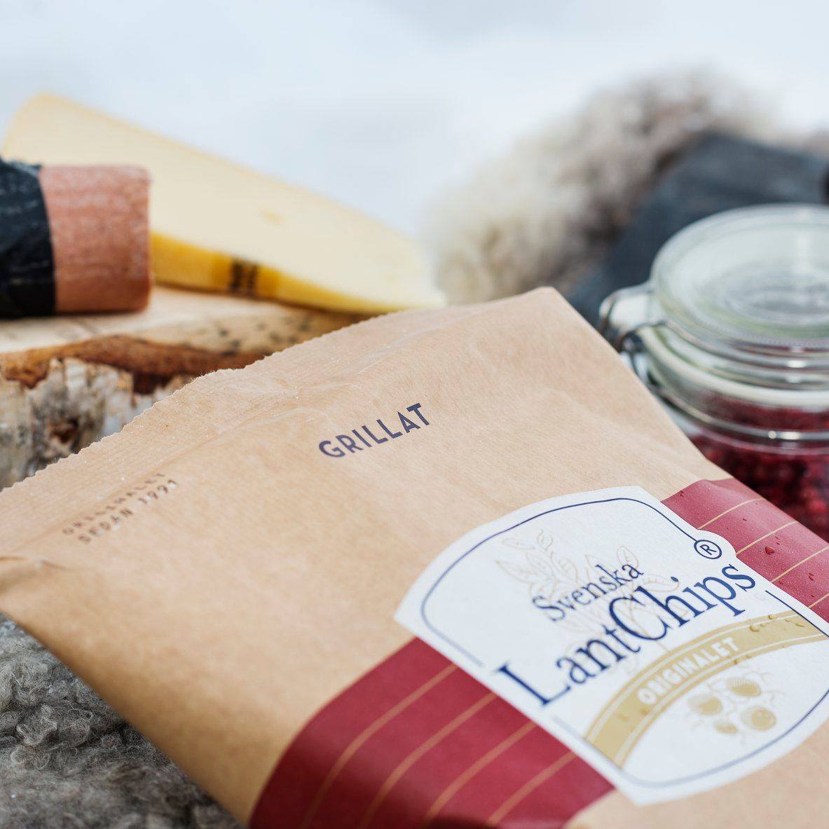 LantChips tweet media