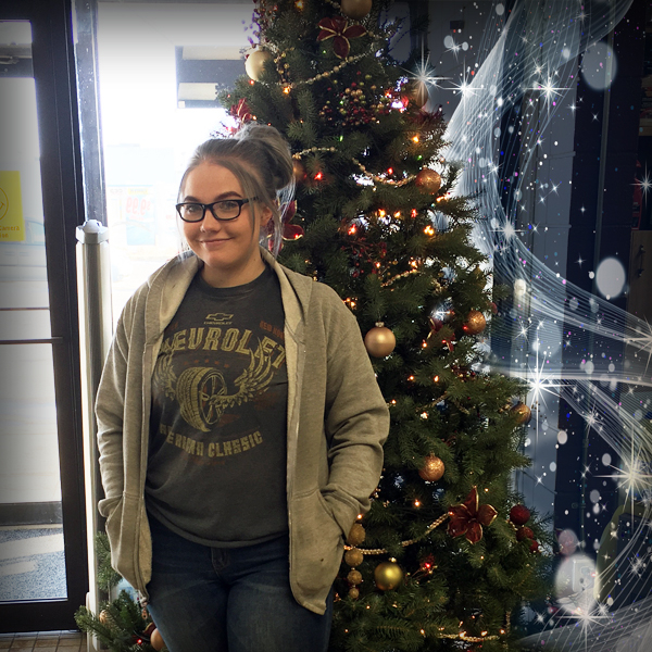 We're all decorated thanks to Taryn! 
#shopdecorations #thankyou #christmasiscoming