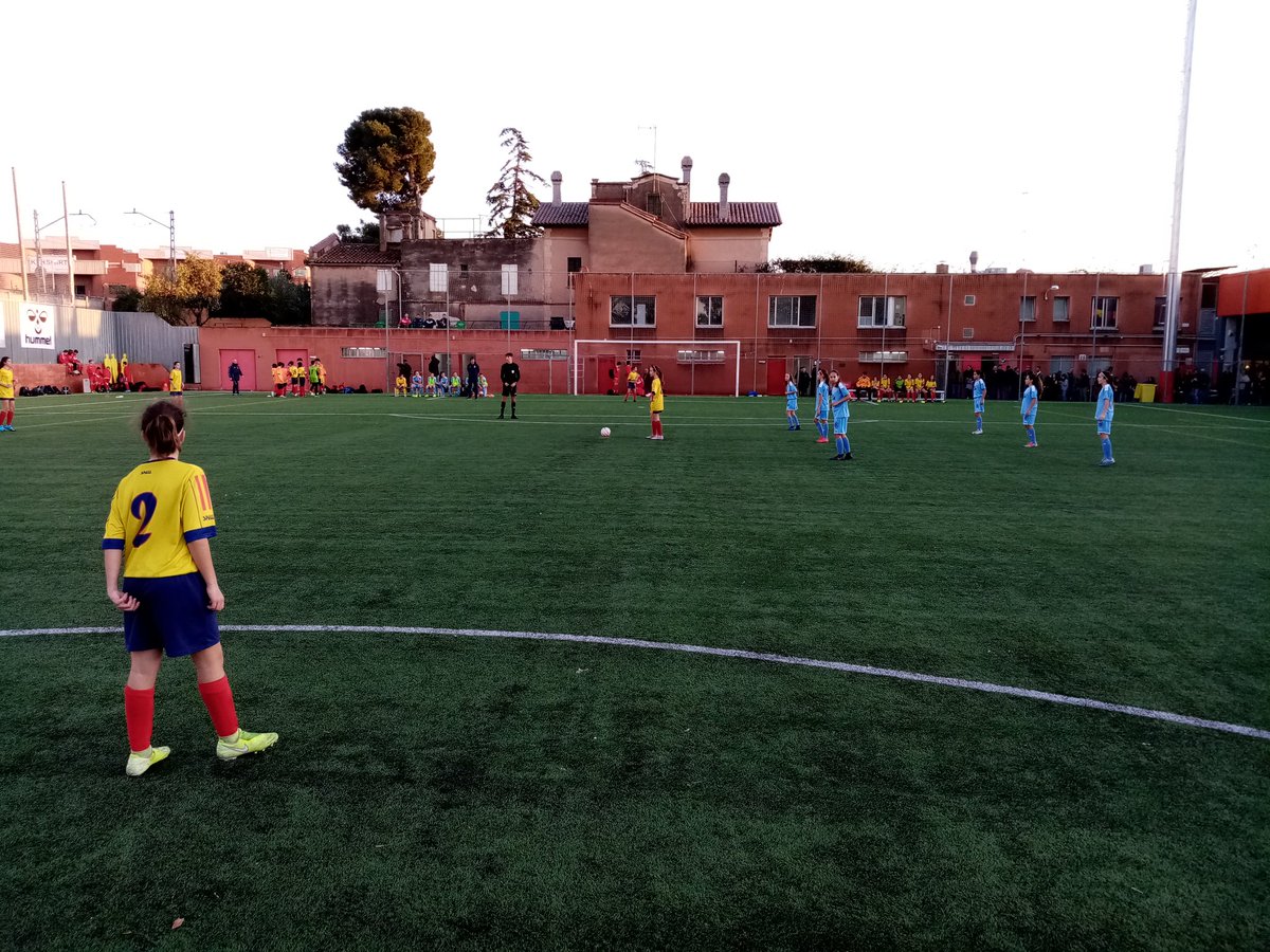 Torneig benefic <a href="/la_marato/">La Marató de 3Cat</a> Infantil femeni en joc #semifinals <a href="/ffutbolbasereus/">Fundació Futbol Base Reus</a> <a href="/RCDEFemeni/">RCD Espanyol Femení</a> <a href="/ud_cirera/">UD Cirera</a> <a href="/GironaFC/">Girona FC</a> <a href="/FCF_CAT/">Federació Catalana de Futbol</a> #FutFem