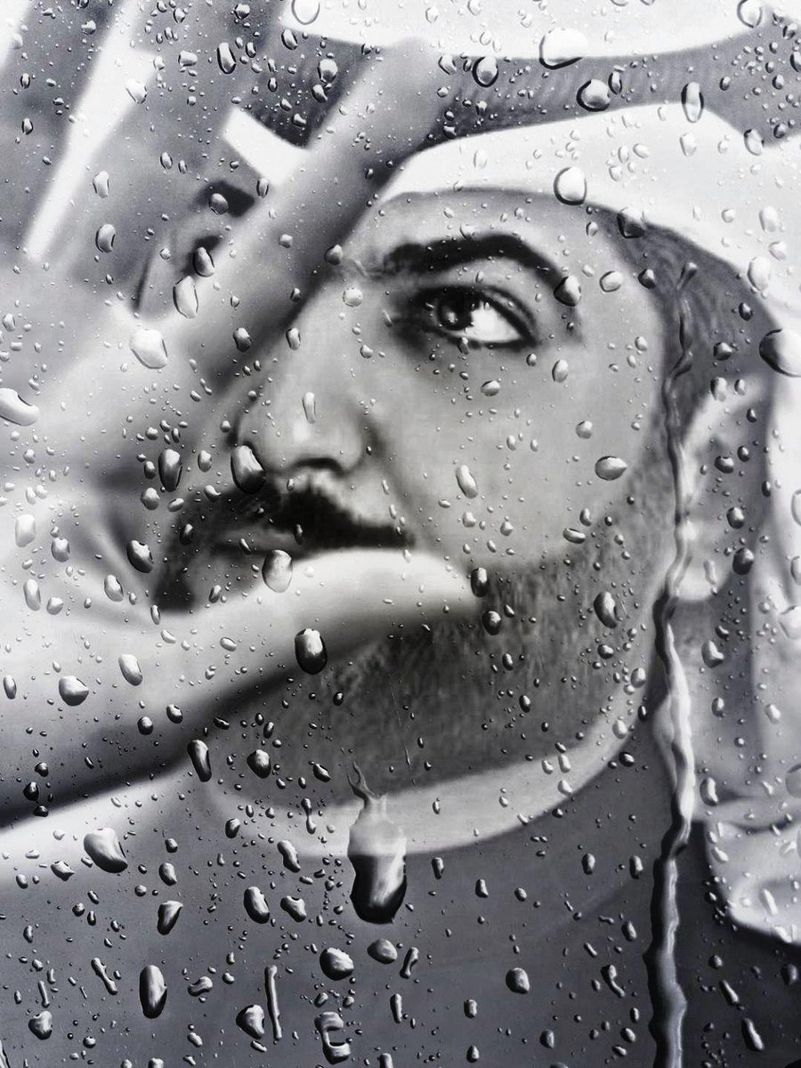 avatar_Hz's tweet photo. اكتفي بنفسك لنفسك فهذا زمن العابرين !

فخــــامة رجل شـــــرقي. https://t.co/vkA97iTpzj