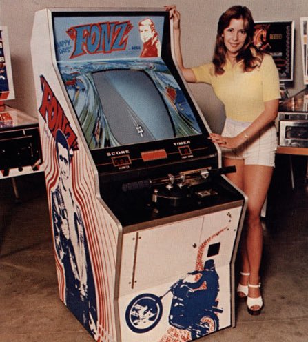 Feeling nostalgic <a href="/pax/">PAX</a> Happy Hour 5-8 w/ $8 cocktails, $4 drafts, $1 popcorn, 70s pop 3 blcks from conf #pax #happyhour