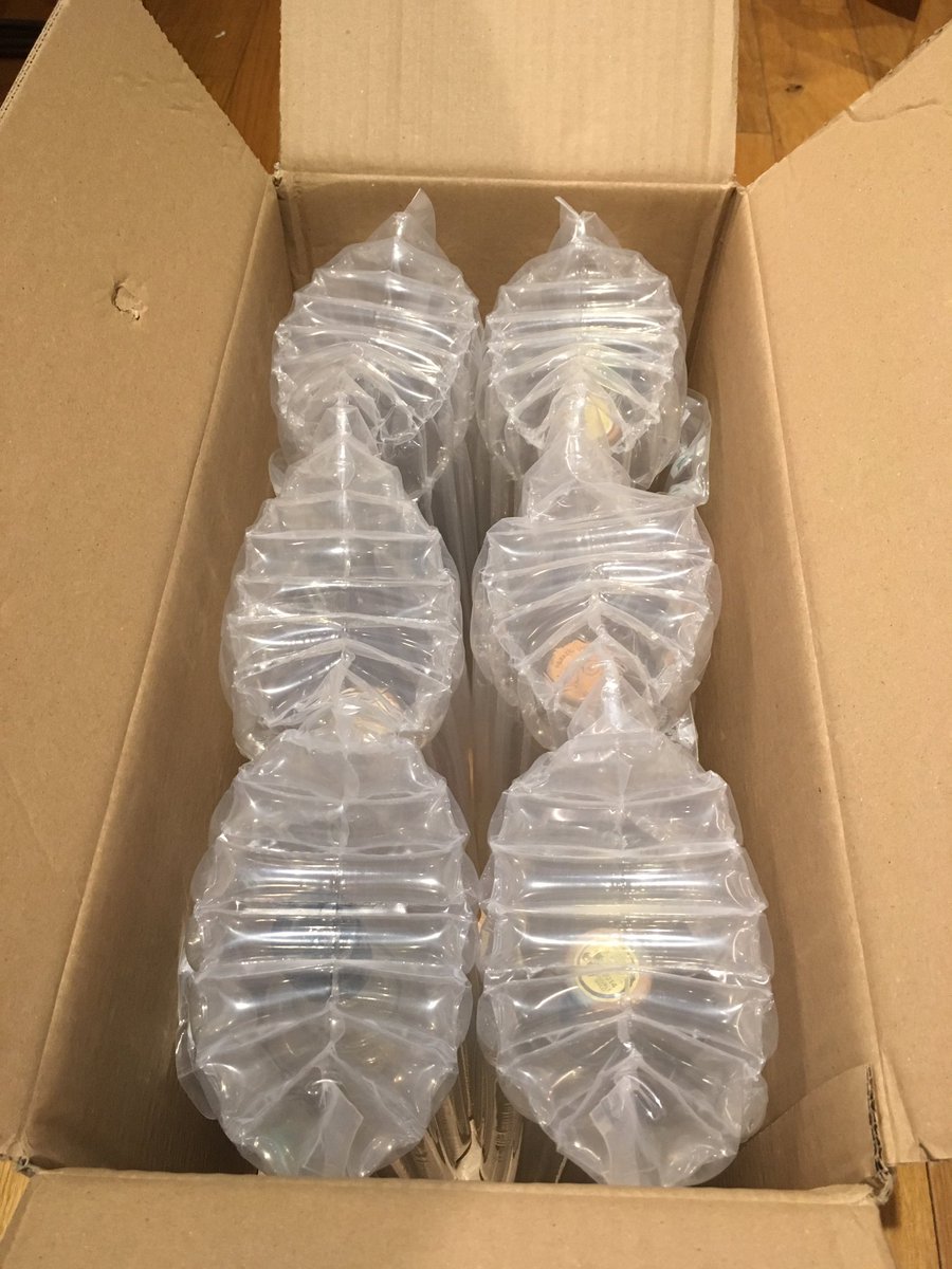 gin_a_ding_ding's tweet photo. So much gin!!!! 🤩 Thank you @GinFoundry & @theginblog! #BottlesInNeed https://t.co/xfviUBVsIk