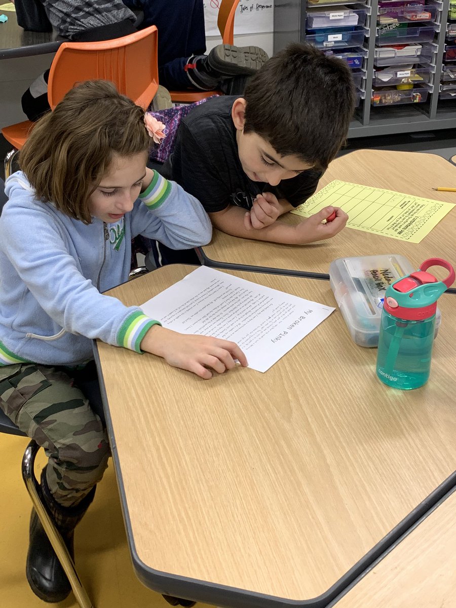 msgembarasclass's tweet photo. Thanks @rowley_katie class for coming to our Realistic Fiction Publishing Party! @D59Ridge https://t.co/7irDuN42Kn