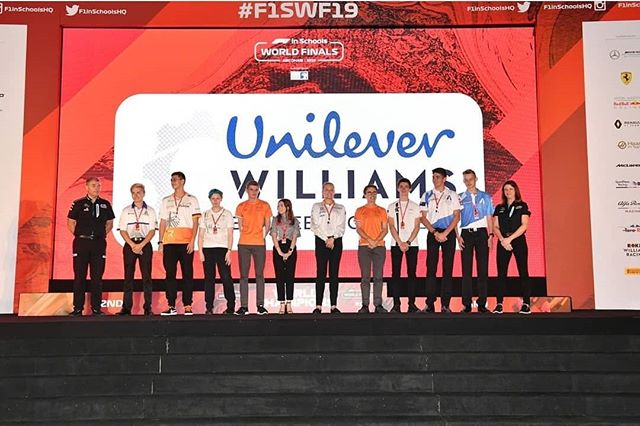 stemracingusa's tweet image. Unilever Williams Engineering Academy Class of 2019. ⁣
⁣
Ten dedicated students. ⁣
⁣
The future of F1 Engineering. 👏⁣
⁣
#F1SWF19⁣
#F1inschoolsNA⁣
#F1inSchoolsUSA…

📸 instagram.com/p/B5vdTGuhE8y/ via tweet.photo