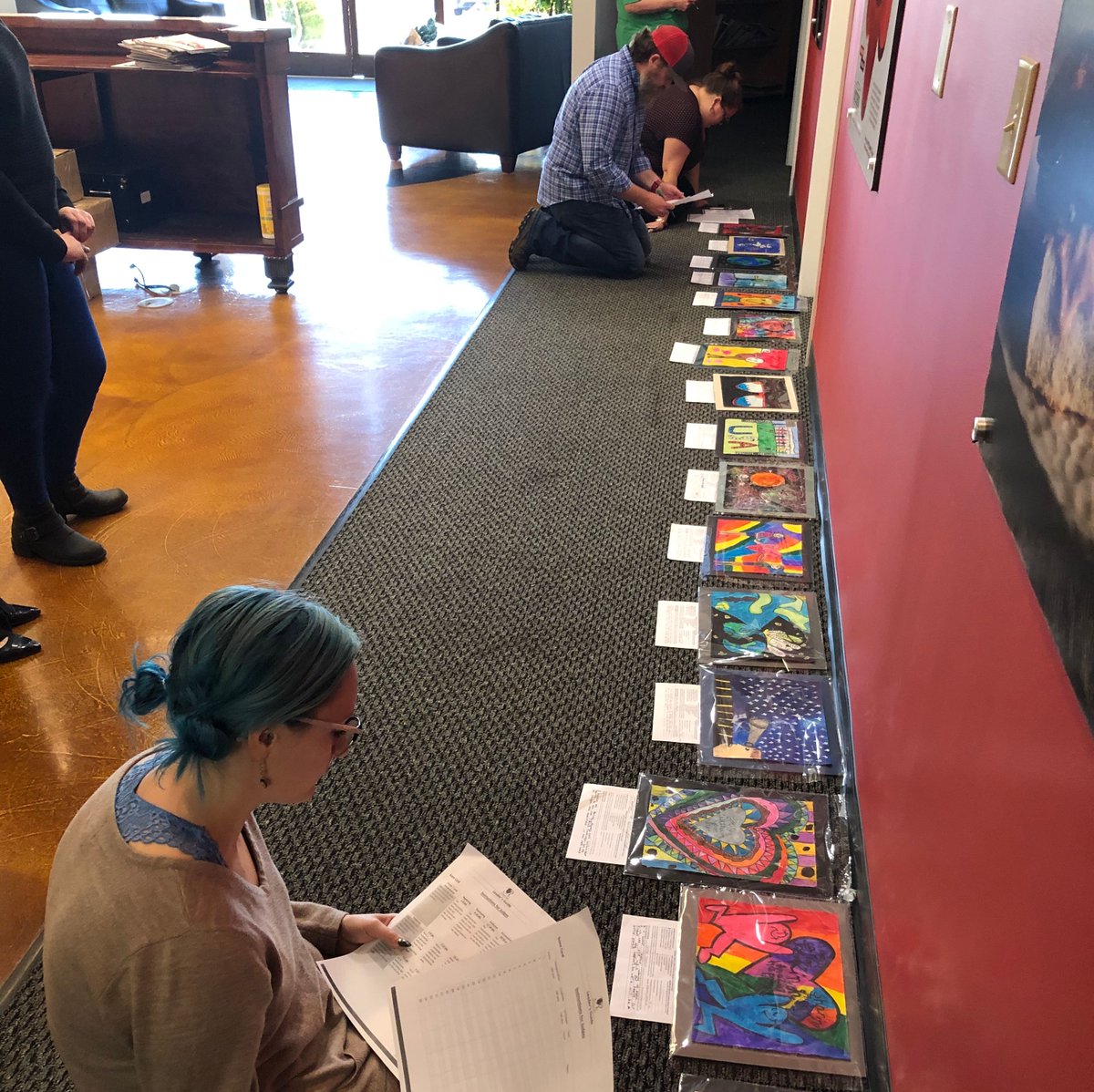 CEGAgency's tweet photo. We had a great time judging beautiful artwork yesterday from local Mountain View Elementary School students!
The work was submitted as a part of the National Reflections program: https://t.co/PbjlQh0EJz
#JCschools #MountainViewElementary https://t.co/vQXXRzQl1Q