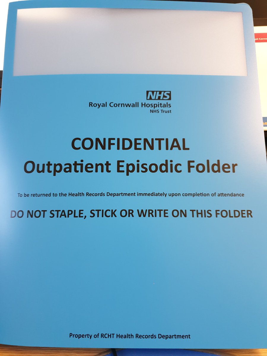 KimBellis3's tweet image. Very excited as the new outpatient episodic folders have finally arrived for the eNotes project. @CITS_ITTraining @CITSDataQuality #brilliantcare #rchtdermatology #enotes
