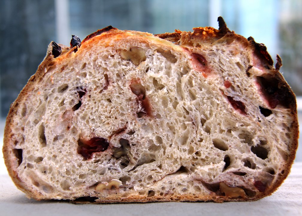 fieldandfiregr's tweet image. Mmmmm, it's the perfect season for our Cranberry-Walnut bread. Which is why we chose it as the baker's choice for December. Stop by the bakery for a sample!
#cranberry #walnut #cranberrywalnut #bread