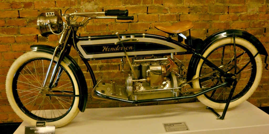 20 of the most stunning #bikes in the Motorcycle Mecca Museum in New Zealand | 🖤 8. Henderson, 1913. Doesn't get much more old school than this, does it? White wall tyres, and is that a gas headlamp??