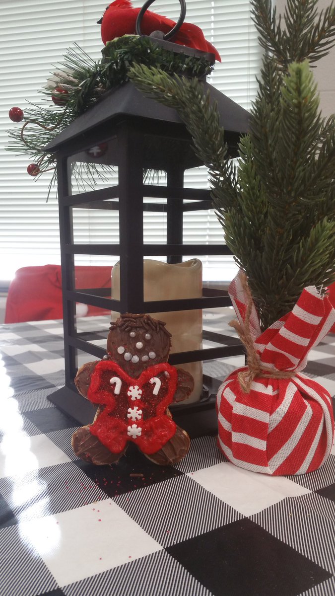 littlebit77303's tweet photo. #AESBestCookieEver https://t.co/sJL7jLmiDl