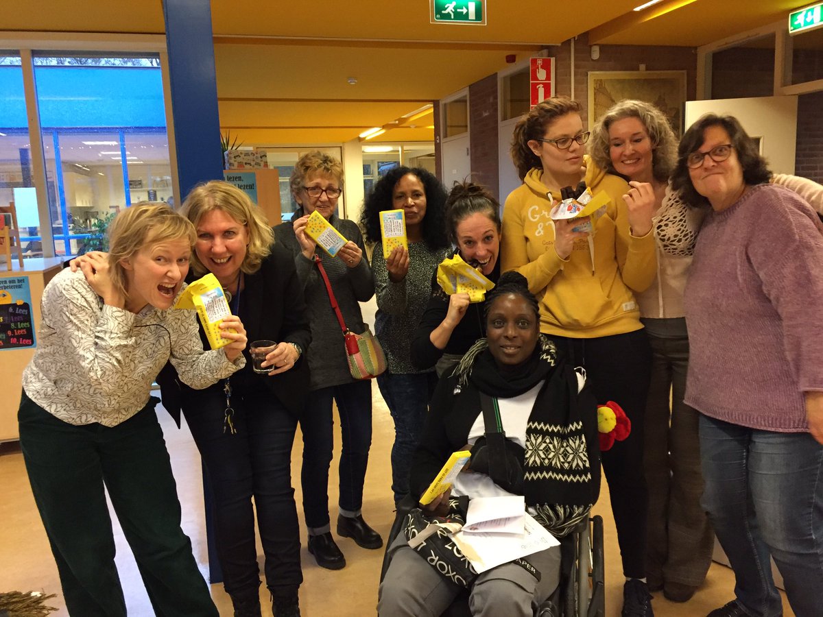 VanHouteschool's tweet photo. Wij eten ons oude logo op! En hebben zin in de #fusie @Siriusscholen @_BIJZONDERWIJS https://t.co/A49IDq7CRp