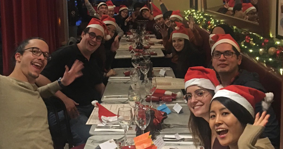 Our PhD students took a well-earned break yesterday to enjoy their Christmas dinner! 🎅🎄❄️ #lsestats  #weheartstats #partoflse