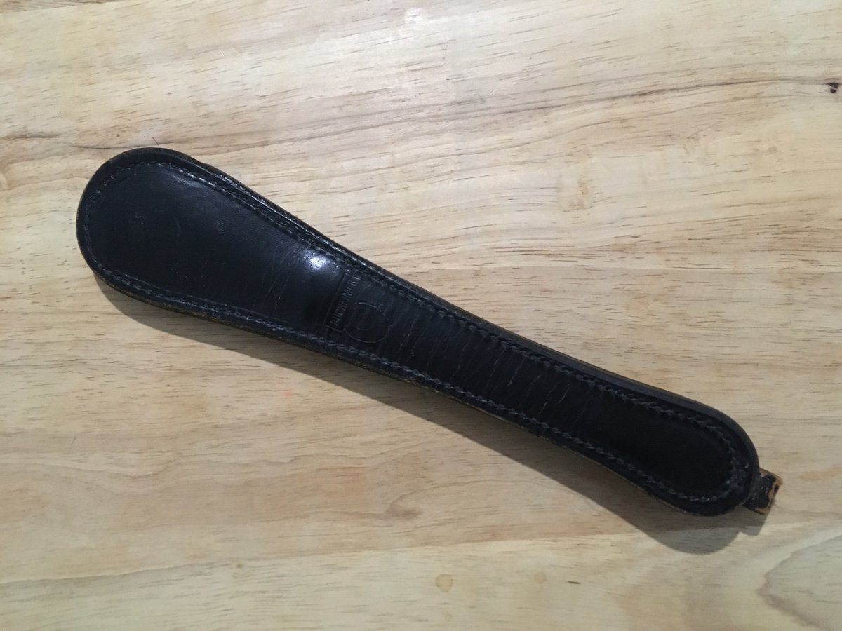 IdlewildASMR's tweet image. Here’s a sneak peek of the unusual trigger object I used in this afternoon’s video. Can anybody guess what it is? 🤔 #IdlewildASMR #ASMR #ASMRTrigger #ASMRTriggerObject #AutonomousSensoryMeridianResponse #CanYouGuessWhatItIs #CanYouGuess #WhatIsIt