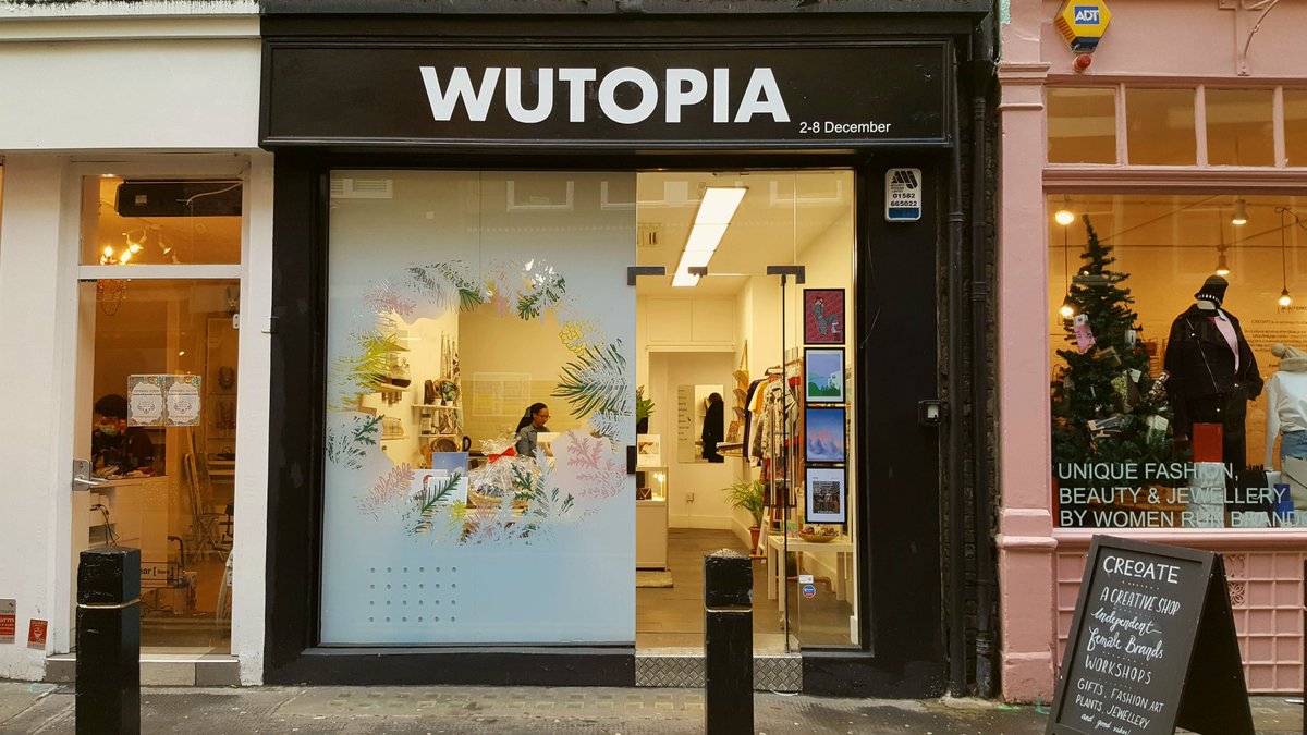 AlisonBranagan's tweet photo. Congratulations to all the #westminster uni students for their fabulous #popupshop #wutopia at 67 #nealstreet  #coventgarden @CEC_UoW open today and 7th &amp; 8th December #christmaspresents #christmasgifts #art #design #illustration #jewellery #fashion https://t.co/A7vkejZI7O