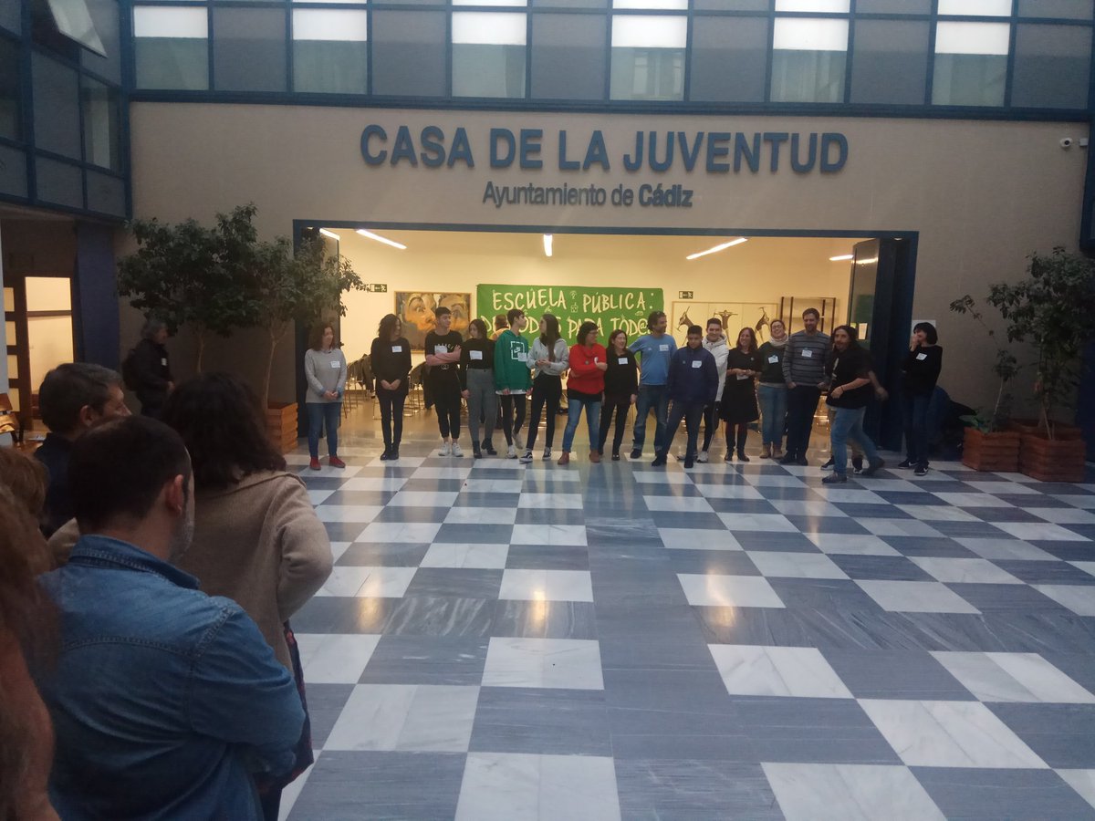 MareaVerde_SE's tweet image. Comenzamos el VI Encuentro Estatal de @MareasXLaEP en #cadiz #Debatir #Proponer #Pensar #Reflexionar colectivamente, docentes, familias, alumnado #EnDenfensaDeLaPublica #LaEducacionQueQueremosVI #VIJornadasMareas