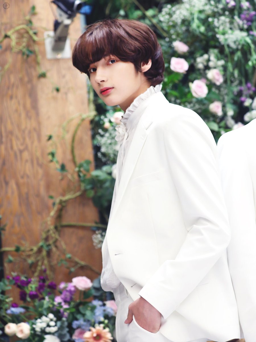 20020814_com's tweet photo. 191206 위플리 플라워 파티 HD
#투모로우바이투게더 #TOMORROW_X_TOGETHER #TXT
#휴닝카이 #HUENINGKAI https://t.co/Z9DNT32FpZ