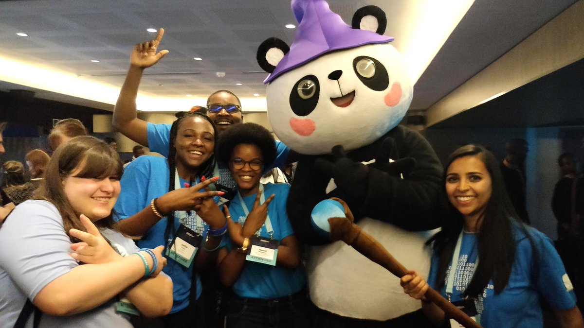 vishakha108's tweet photo. In awe at the innovation &amp; achievements of the tech industry that I witnessed at @MicrosoftSA #OSSSummitJHB, @GDGCapeTown #DevFestZA &amp; @OfferZen #MERGEconf this week

Huge thanks to @bbdsoftware @InnosysZA &amp; @wethinkcode for empowering me at these events. #CodeMyFuture https://t.co/K6TfGk1dCI