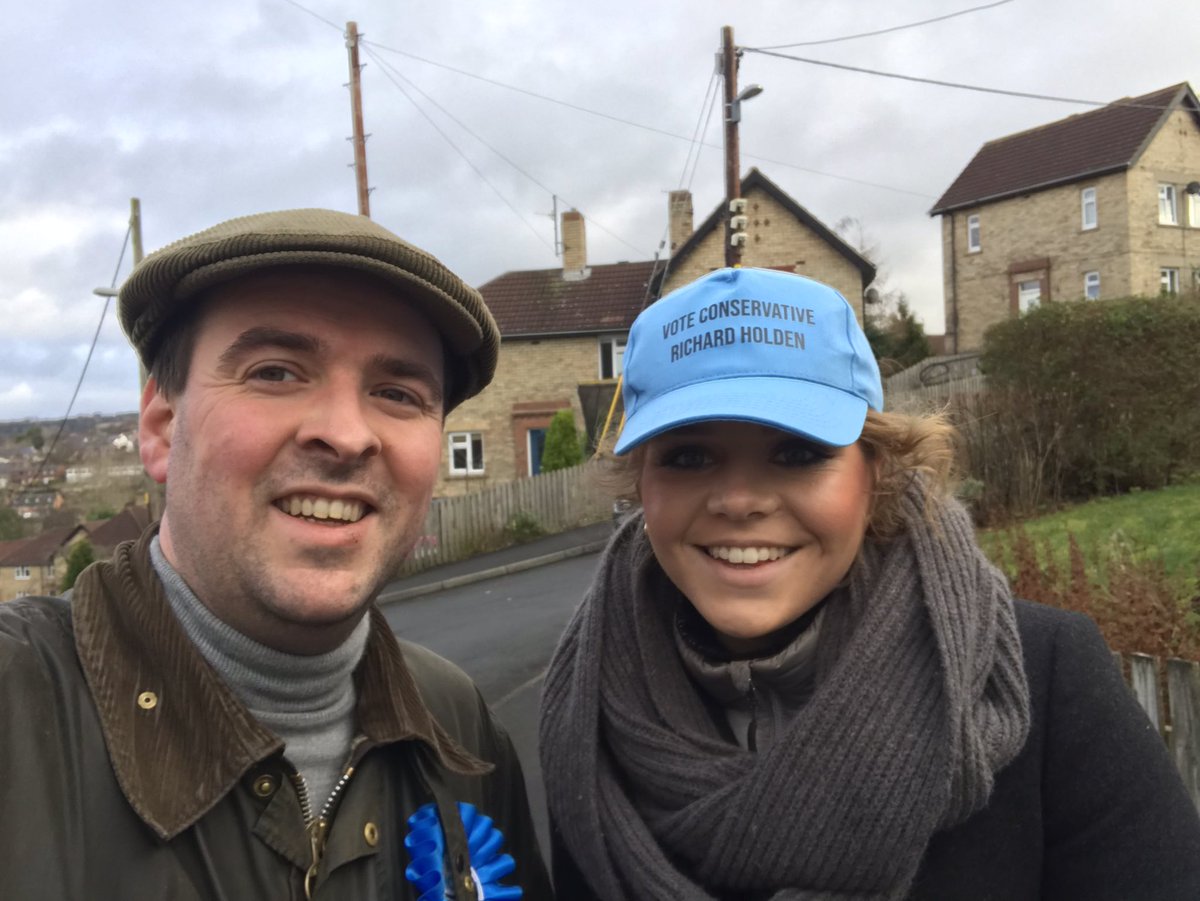 RicHolden's tweet photo. Coffee post great morning canvassing in #shotleybridge & #bridgehill
Message from the doorstep
1) Stop Corbyn
2) #GetBrexitDone
3) “It’s the first time anyone from any party has knocked on our door” - people are fed up of being taken for granted by #UKLabour
#VoteConservative https://t.co/e2Xm0Ogu5z