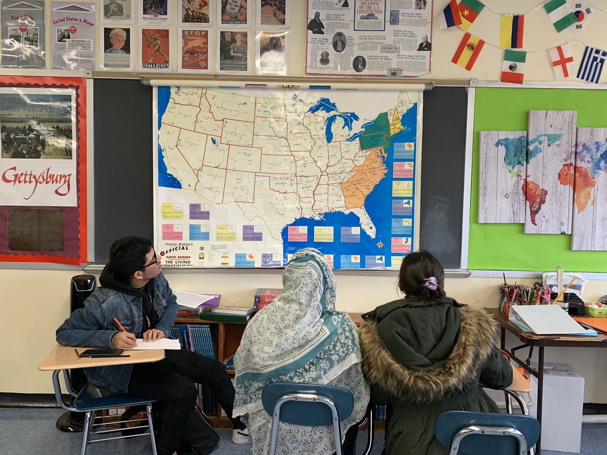 My wonderful ENL U.S History students working on Manifest Destiny map skills! #DreamLeadAchieve <a href="/BayShoreSchools/">Bay Shore Schools</a> <a href="/BayShore_SSDept/">Bay Shore Social Studies</a>