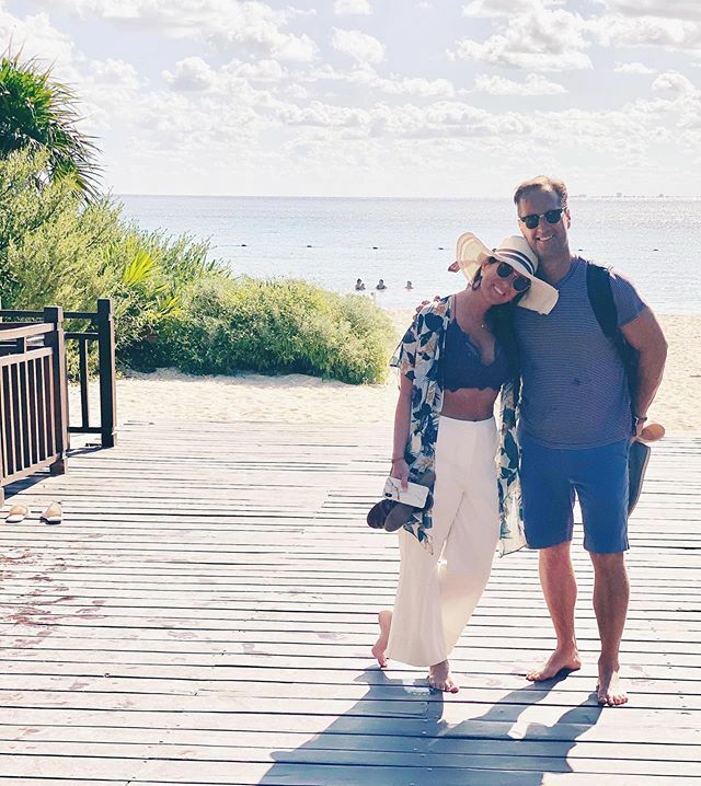 CarmynMaria's tweet photo. Said goodbye to friends and family at Paradisus.
☀️💕Honeymoon time! ☀️💕 #WethingtonWedding https://t.co/UymTl9Fjrw https://t.co/VCEXRRnJpF