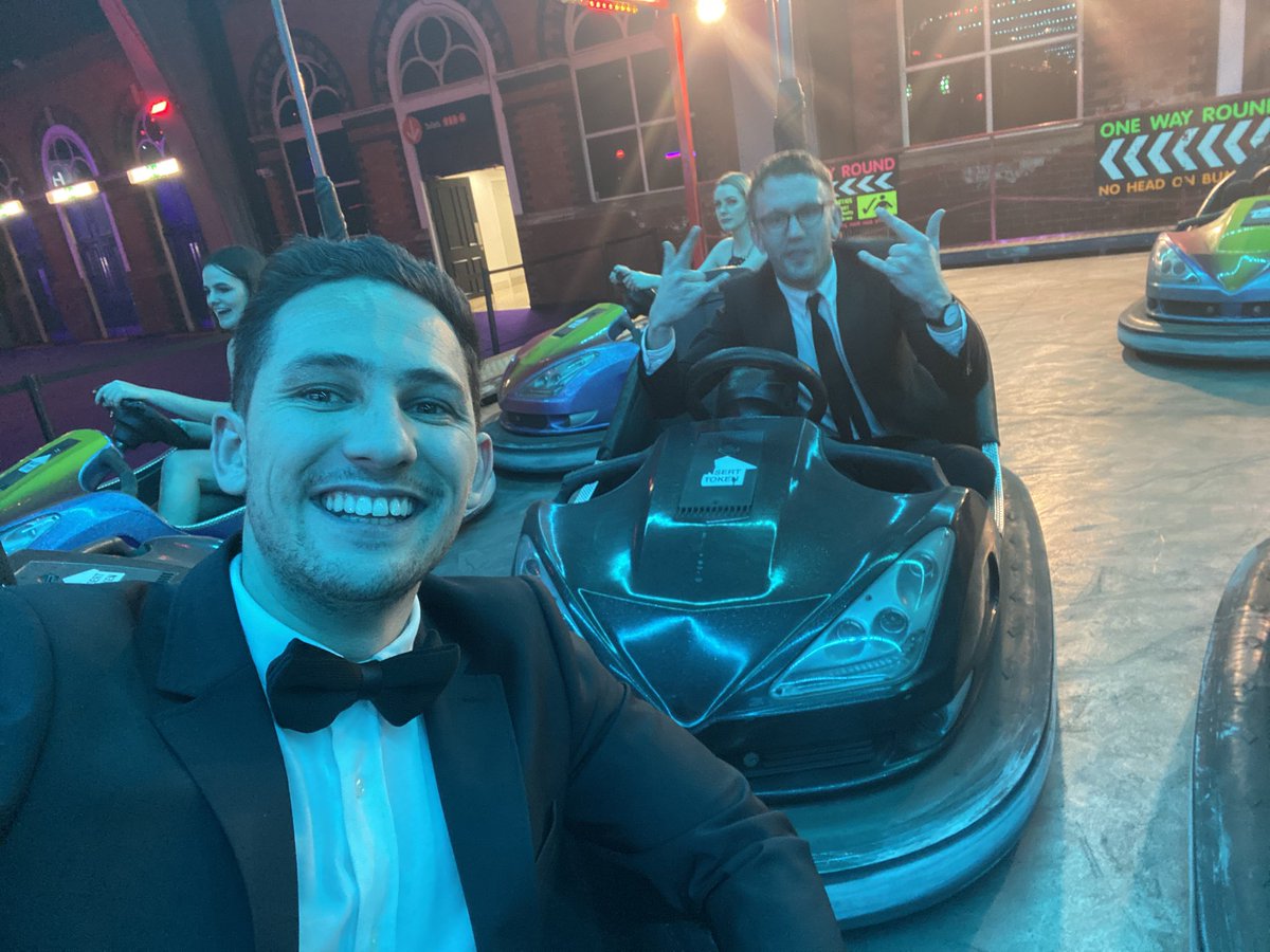 #mixologynorth19 last night! What an amazing event!! A few sore heads this morning but all worth it! Many thanks to <a href="/bdp_com/">BDP</a> and <a href="/CosentinoUK/">CosentinoUK</a> for the invites!