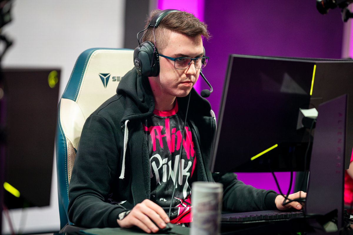 Esporin tweet media