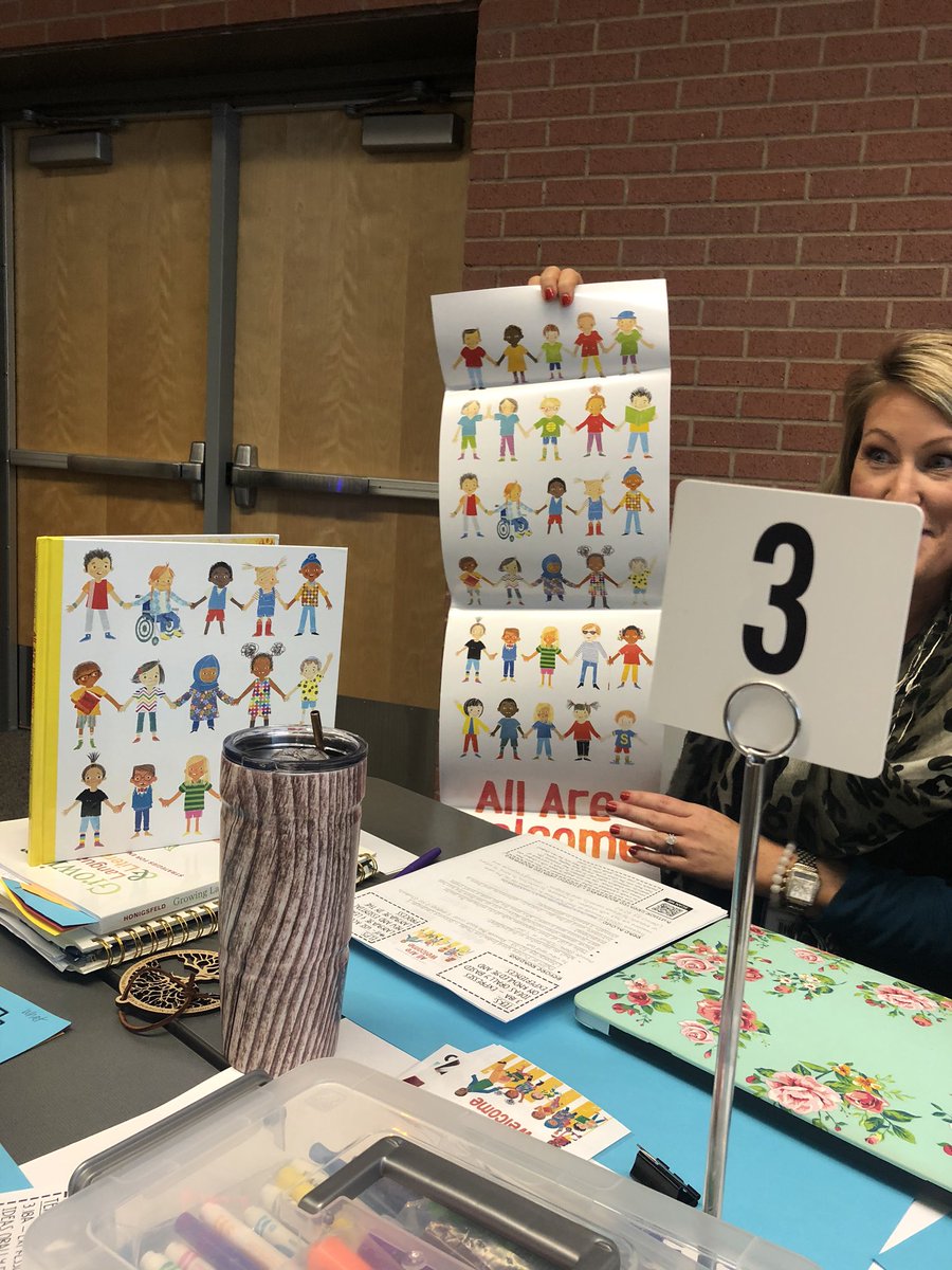 SoniaJasso98's tweet photo. Today I learned that the book “All Are Welcome” was inspired by a book mark that was drawn and passed out to students to feel welcomed.This book inspired me! @SuzanneKaufman @AgentPenfold #lisdlas #lisdculture https://t.co/3U4us1sCfR