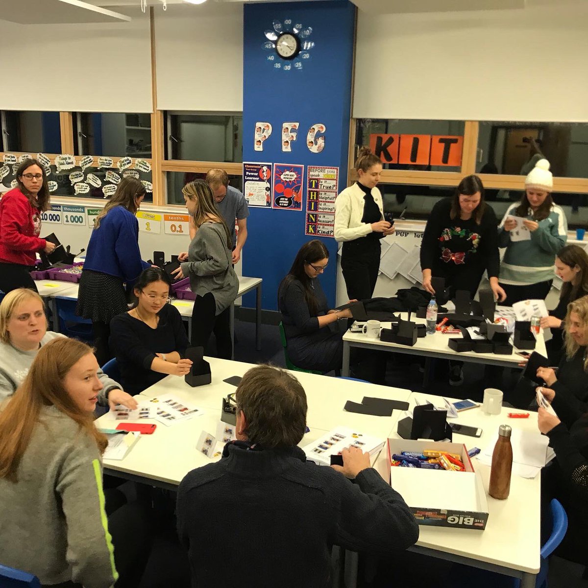 BYTProject's tweet image. Our team of elves have been working hard getting our starter kits ready in time for Christmas. Thanks to everyone who has donated so far! ⛄️🎄🎁gofundme.com/f/039build-a-b…