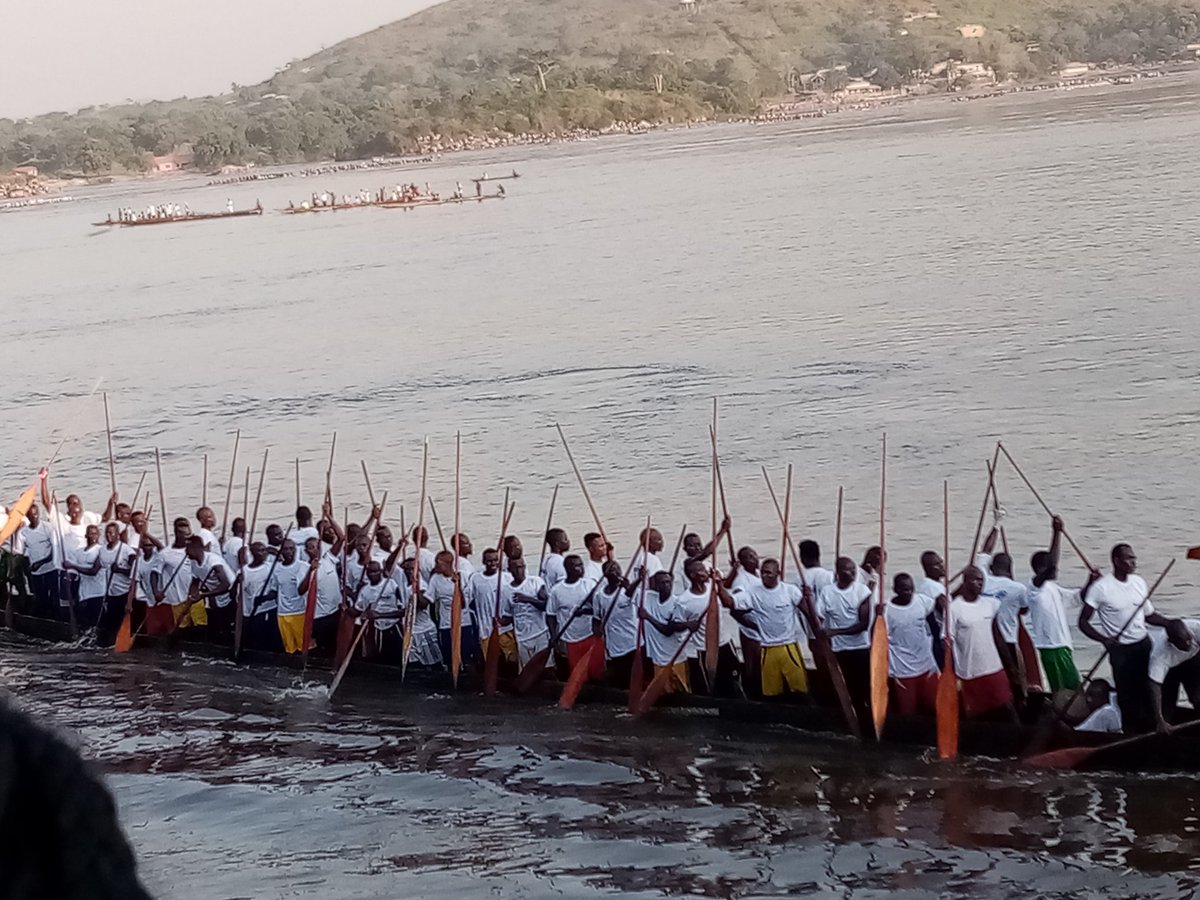 Josiane Lina Bemaka Soui (@linasoui) on Twitter photo 