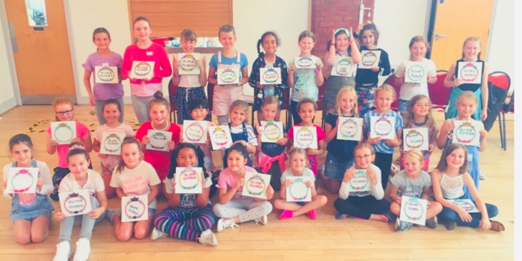 Crafty Angels Arts & Crafts workshops for children have been running in Solihull since 2014 in the school holidays and always, always have waiting lists.
#solihull 
#childrensclubs
#arts&crafts
Find out more facebook.com/craftyangelswo…