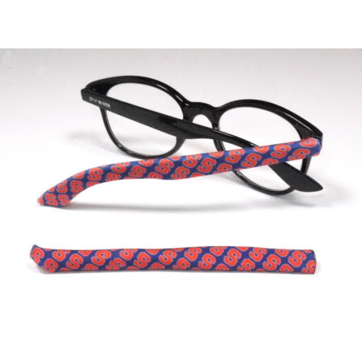 dailyorange's tweet photo. SPONSORED | Add “Orange” spirit to your eyeglasses or sunglasses with Syracuse University branded Templesox Eyewear Sleeves. Made of spandex, Templesox simply slip on or off the temples (arms) of your frames: https://t.co/6EEy1vgH3f https://t.co/jn9uw8Xxwe