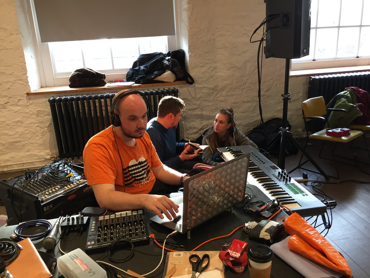 TremoloTheatre's tweet image. Huge thanks to @BristolFerment for having us at @BristolOldVic in the glorious new Cooper's Loft. Really great to work with @hannahcbristow, @JessicaMTemple and Tom Fletcher on some script development for #UtilityFunction. It's all coming along nicely. Excited for more!