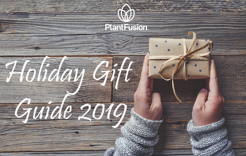 Need gift ideas for the fitness lover in your life? Or ideas for your own list? 😉We've got you covered - here's our 2019 holiday gift guide!
plantfusion.com/blogs/plantfus…

#fitfluential #fitfam