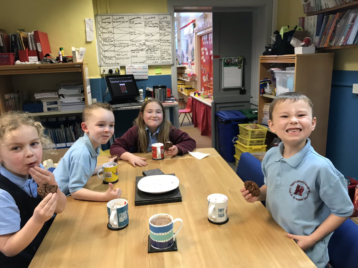 Congratulations to this week’s Hot Chocolate Friday winners for going above and beyond. Ava, Sonny and Oliver demonstrated great effort in their spellings and Erin showed perseverance in PE. We are very lucky to have such wonderful children in our school! 🎉🍪☕️<a href="/pauldixtweets/">Paul Dix</a>