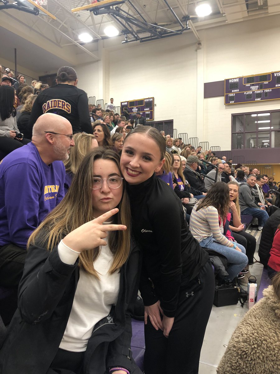 cheering on the CDHDT😈 ⚡️go Amann❗️❗️