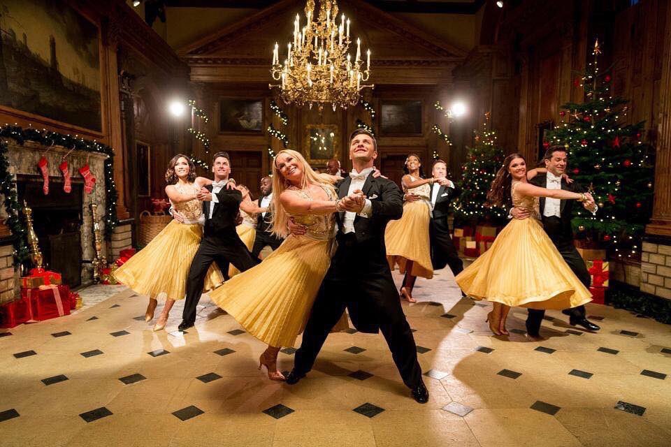MirrorsDanceUK's tweet photo. There are some things in #Dancing that are only achievable by learning a Choreography. 
🌟NEW Choreography Class🌟
Wednesdays from 8/1 8:30pm
➡️SPACES LIMITED
#Ballroom #Latin #Salsa #Tango #Strictly 
Become a member of the International Dance Teachers Association #IDTA 🎶 https://t.co/SGGx82usBU