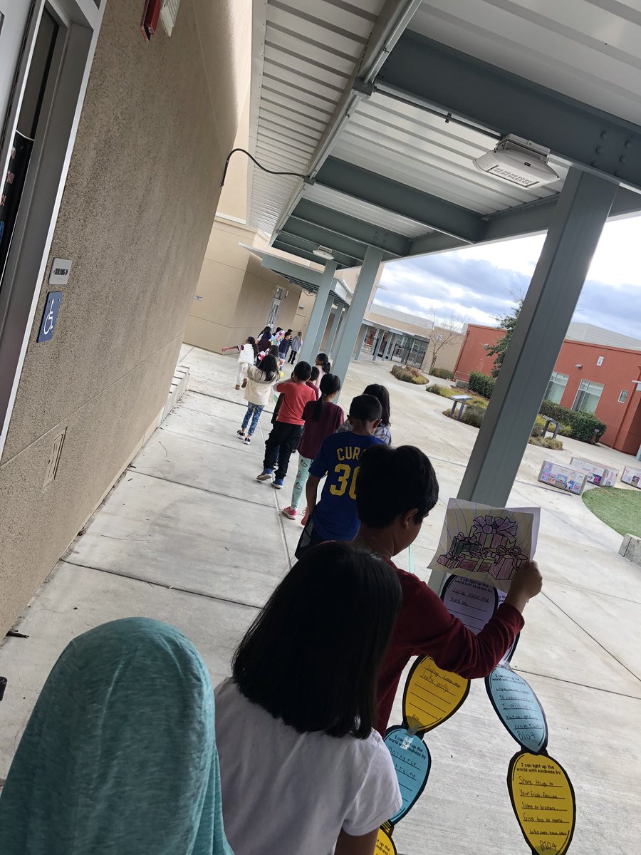 msjennaro's tweet photo. B104 did something special today! We spread kindness all over the school today. Delivered to each and every door! My students worked so hard on these handwritten kindness ideas to help spread holiday cheer! #ChooseKindness #kindness @AESowls https://t.co/xCZV90J0pw