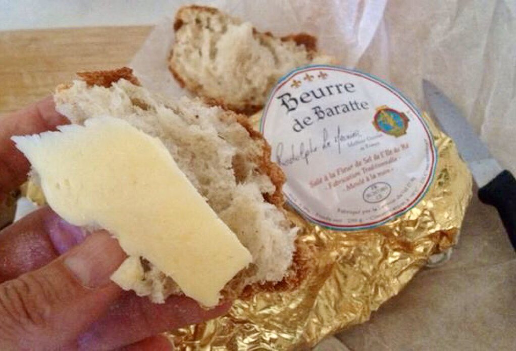 BouleyBakery's tweet photo. Bouley at Home #Baguette with beurre de baratte (fermented cream #butter, enzymes for health) from renowned French cheesemaker MOF Rodolphe Le Meunier 
31 West 21st @FlatironNY
#MONDAY-#SATURDAY, 8am-4pm
TEXT ORDER: 646-438-5736 https://t.co/zgFcFUAbKT @thejgold https://t.co/EwbEuuxVBv