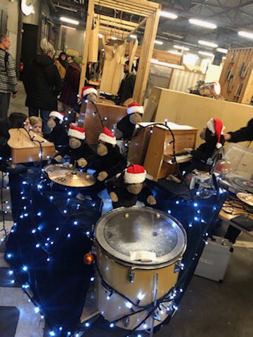 EuroMetroMetz's tweet photo. Découvrez le savoir faire #MadeInMetz par les résidents de @BLIIIDA à l'occasion de la Grande Hotte 🎄! https://t.co/66GOzwmVHT